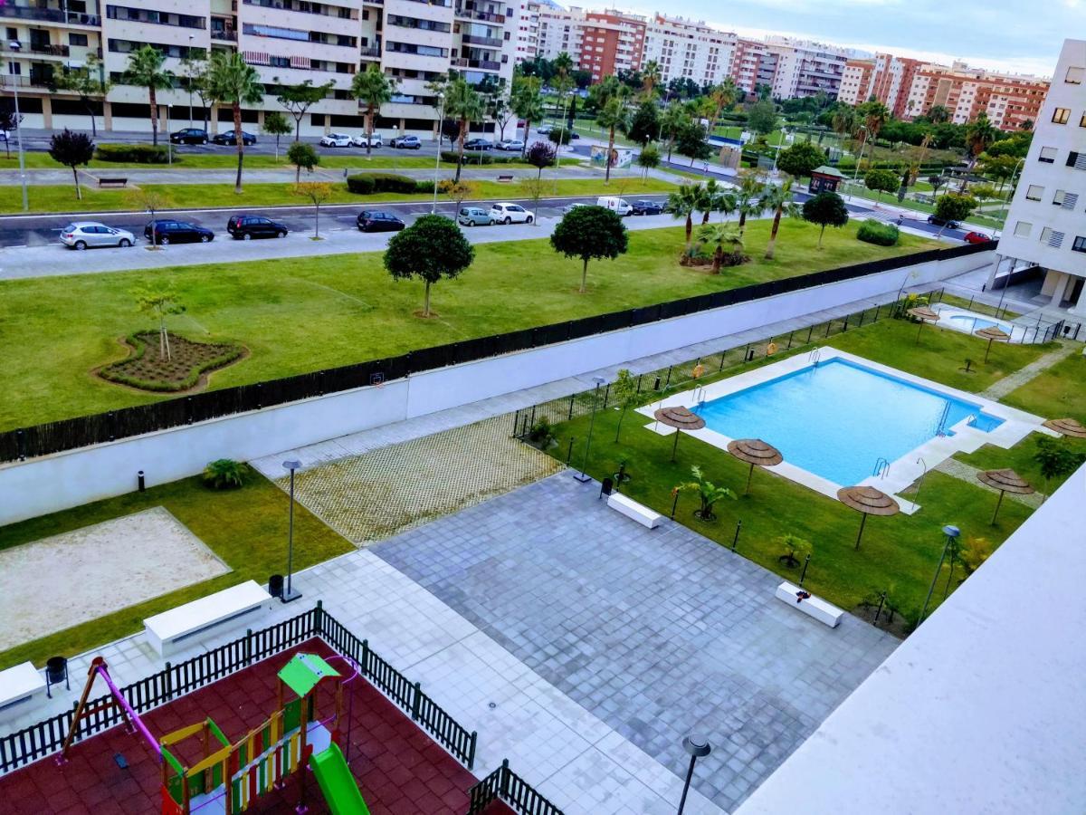 Appartement Atico Con Piscina Y Vistas Al Mar Habitat Litoral à Málaga Extérieur photo