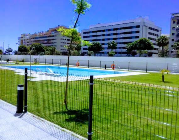 Appartement Atico Con Piscina Y Vistas Al Mar Habitat Litoral à Málaga Extérieur photo