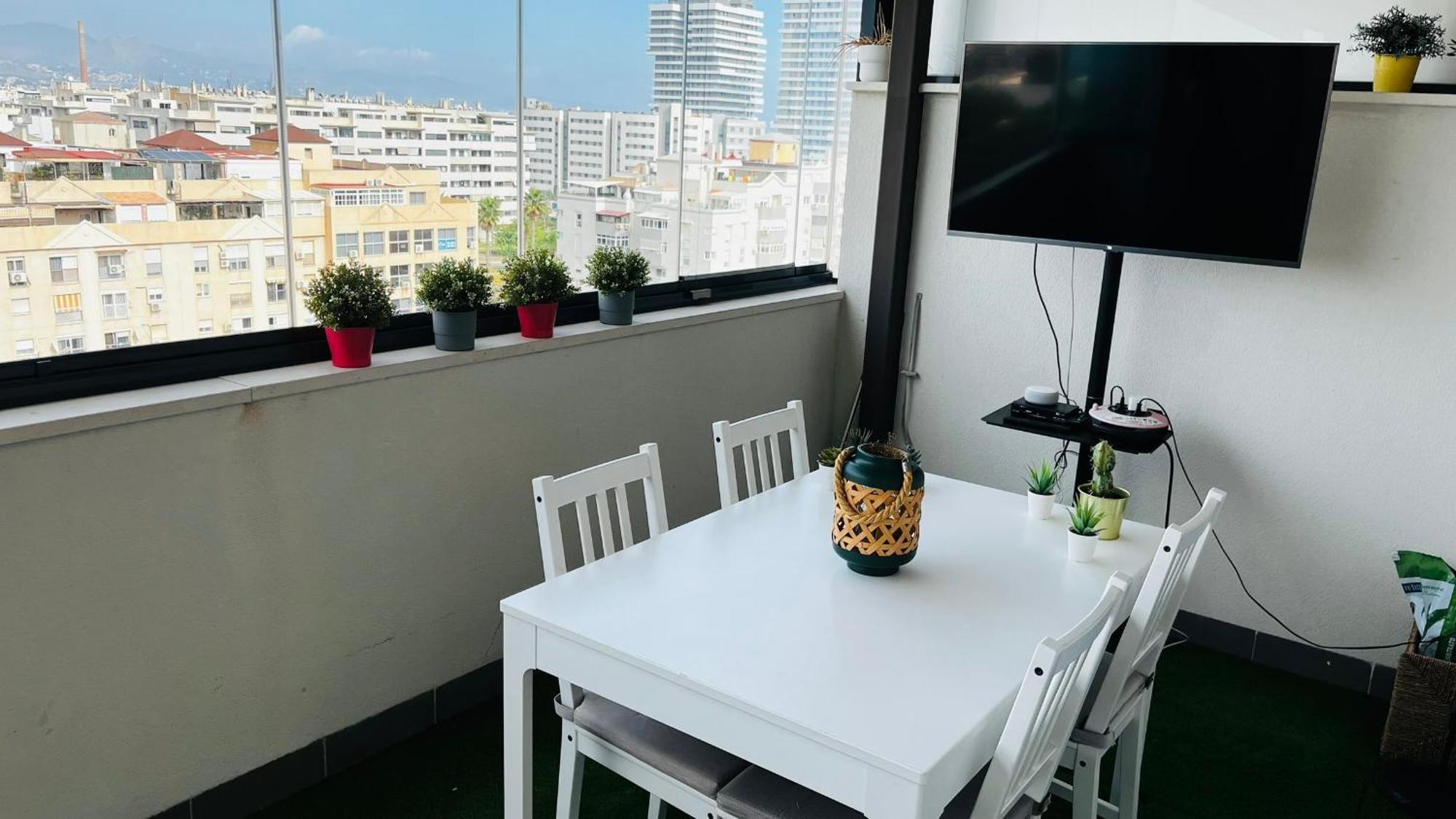 Appartement Atico Con Piscina Y Vistas Al Mar Habitat Litoral à Málaga Extérieur photo