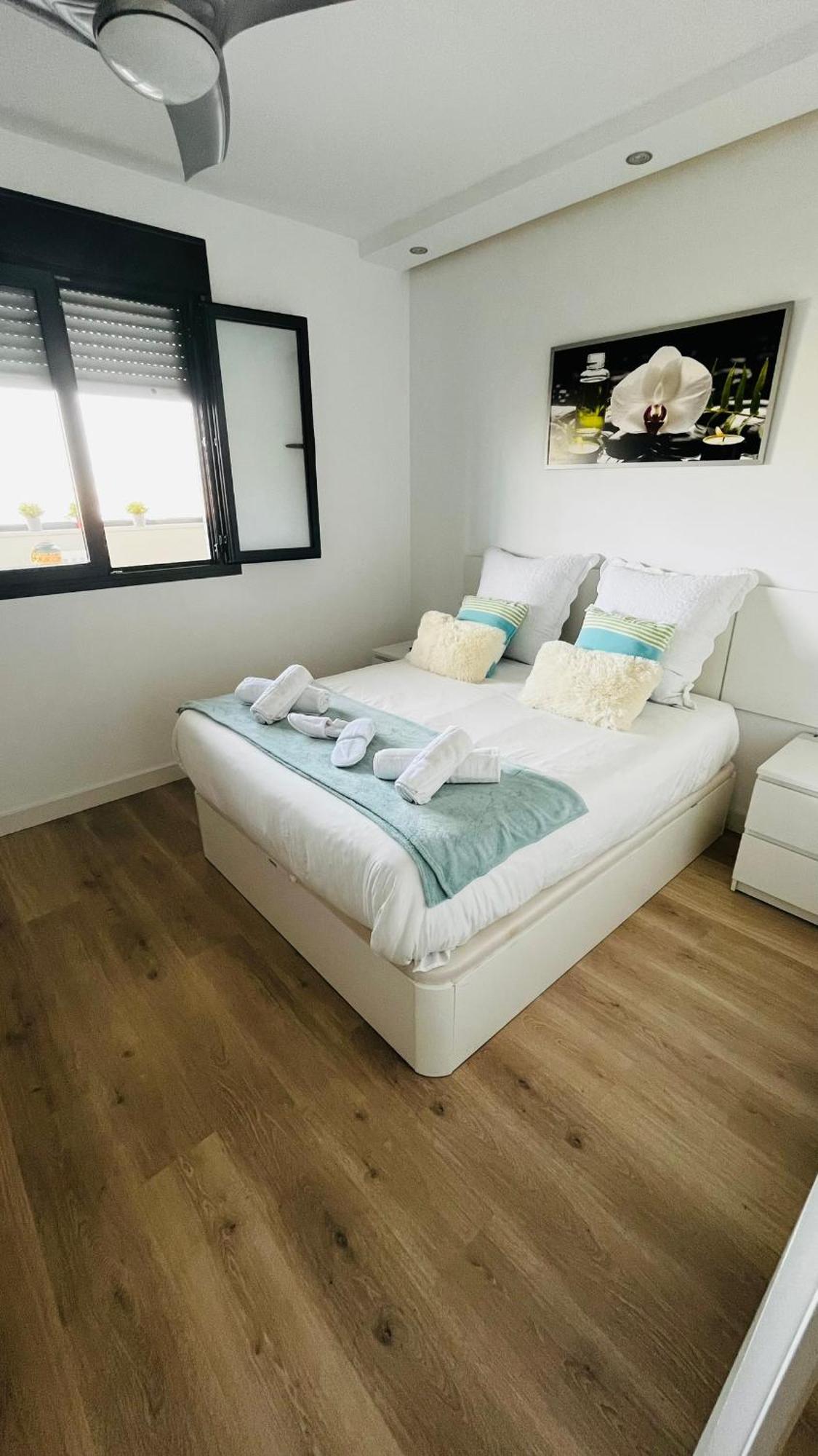 Appartement Atico Con Piscina Y Vistas Al Mar Habitat Litoral à Málaga Extérieur photo