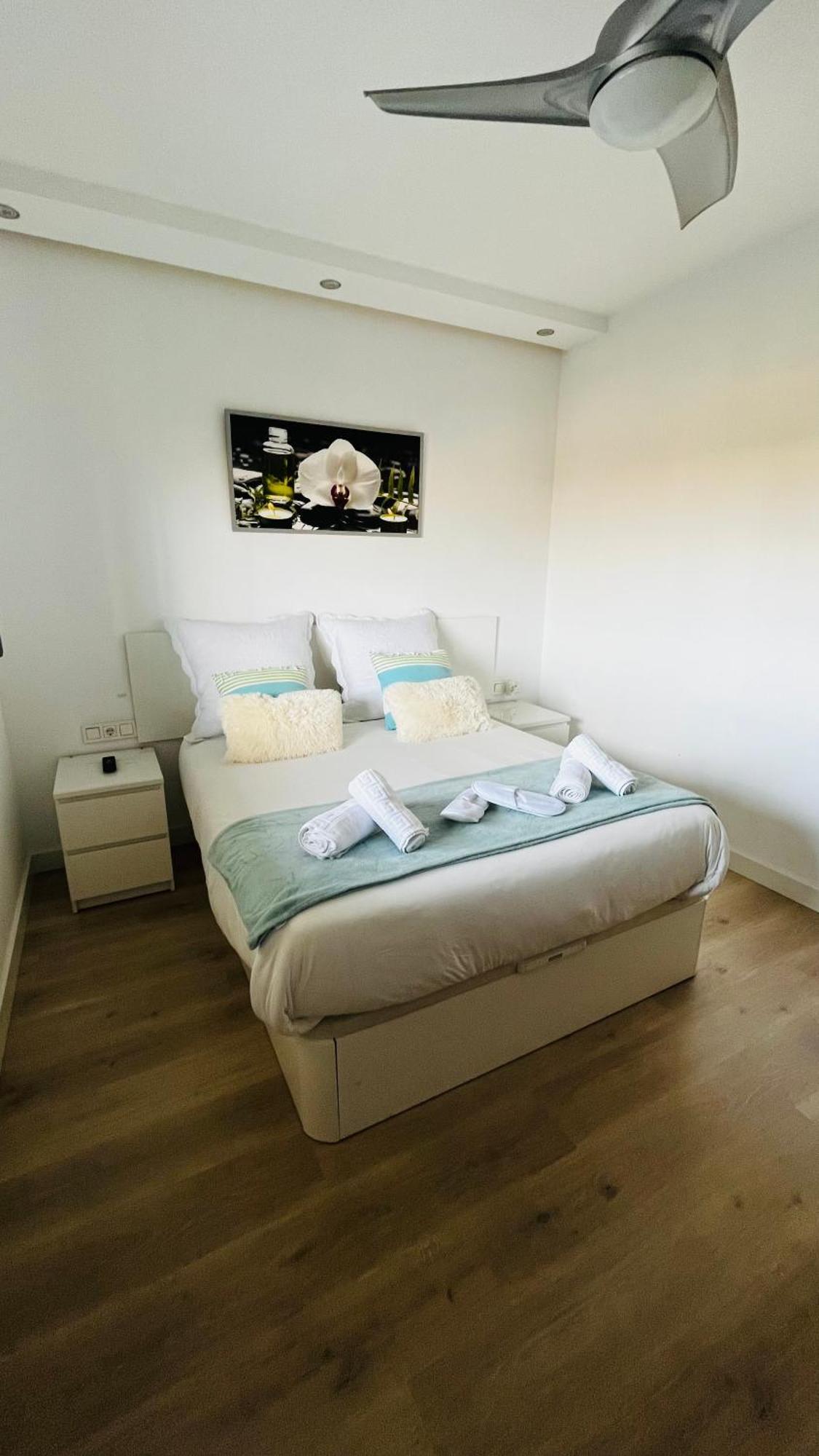 Appartement Atico Con Piscina Y Vistas Al Mar Habitat Litoral à Málaga Extérieur photo